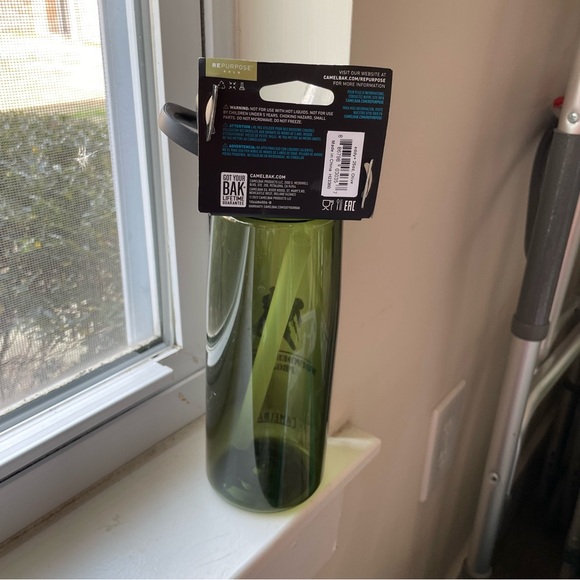 Camelbak Eddy green Wounded Warrior Project water bottle New - Picture 5 of 7